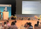 Der Bereichsleiter „Ernährung und Landwirtschaft“ an der Regierung der Oberpfalz, Johannes Hebauer, hält eine Rede auf der Freisprechungsfeier vor den Absolventinnen und Absolventen.